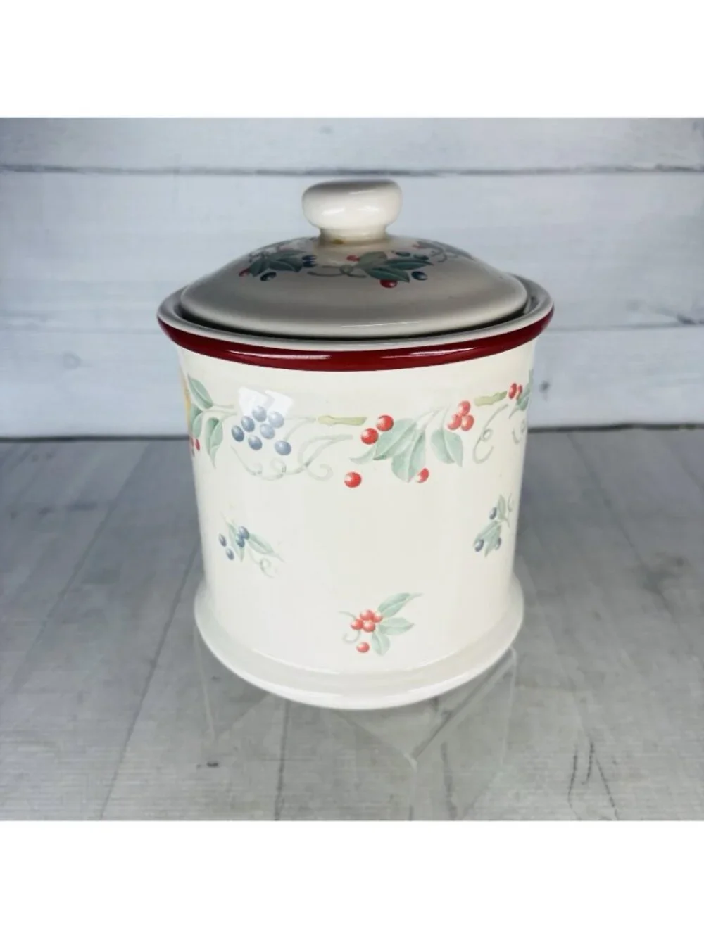 Jay Imports Corelle Coordinates ABUNDANCE Fruit Stoneware Large Lid Canister Jar